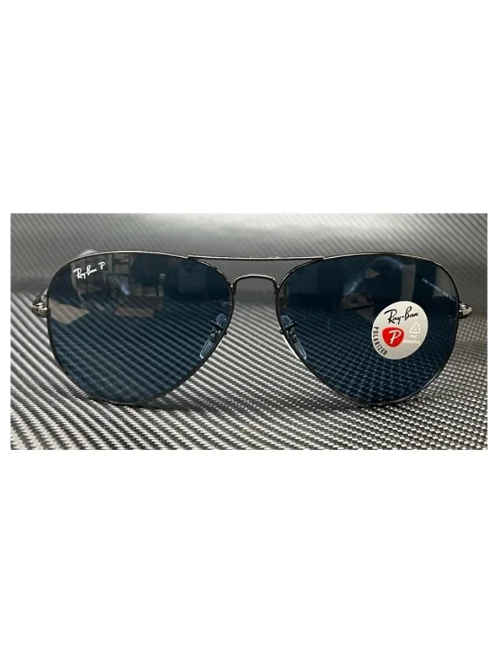 New Ray Ban Men  Gunmetal Sunglasses  62- 14- 140